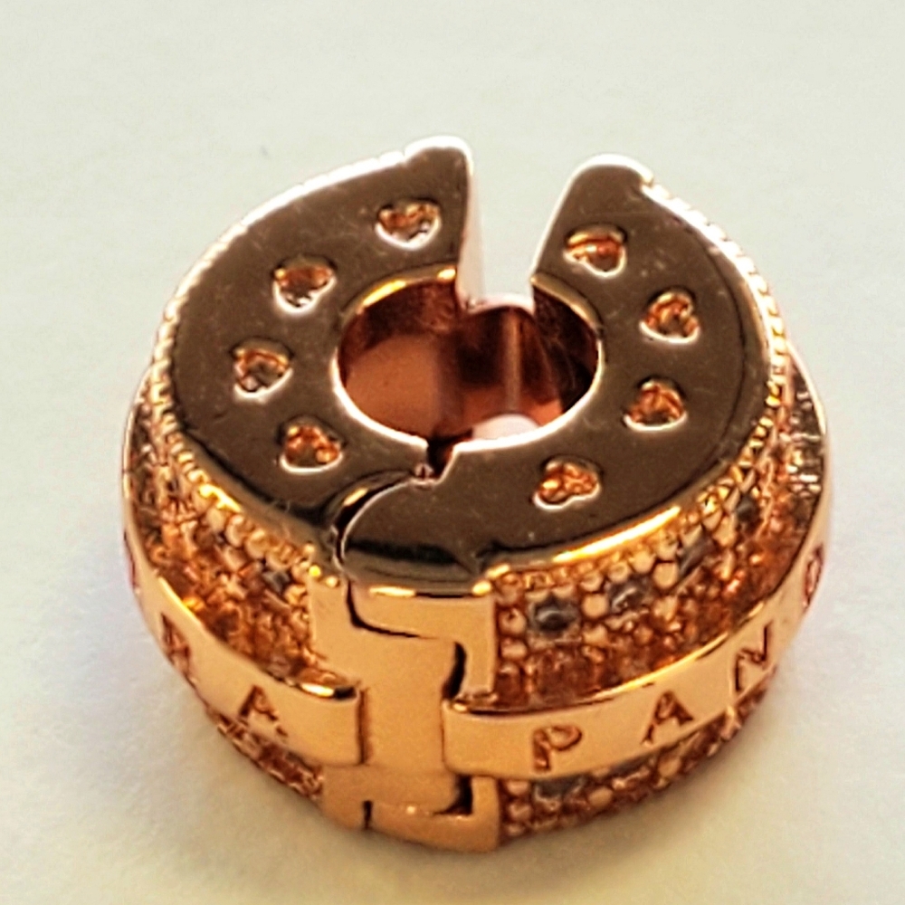 Authentic NEW Pandora Sparkling Pavé Lines & Logo Clip Charm 14KRGP CZ - Picture 8 of 10